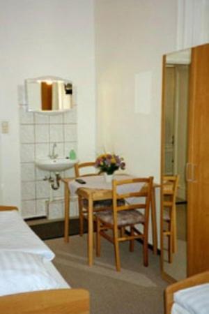 Pension Wedding Berlín Habitación foto